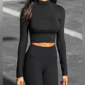 Joah Brown Crop Mock Neck Long Sleeve M/L